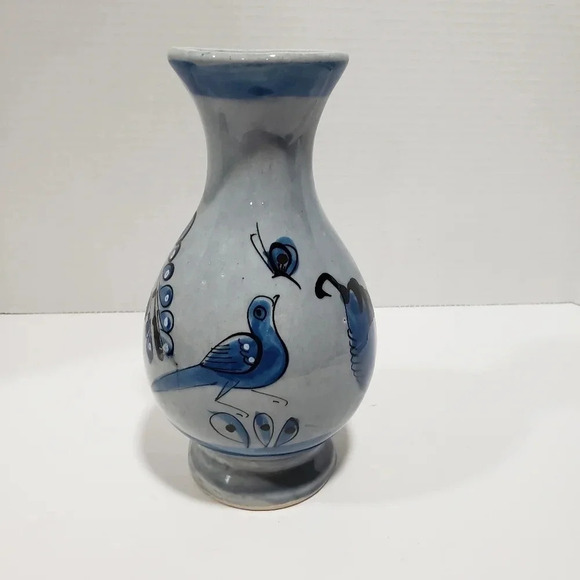 Mexican Tonala Pottery Vase,Blue/Gray. - Picture 3 of 6
